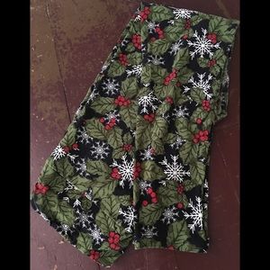 LuLaRoe Christmas Leggings